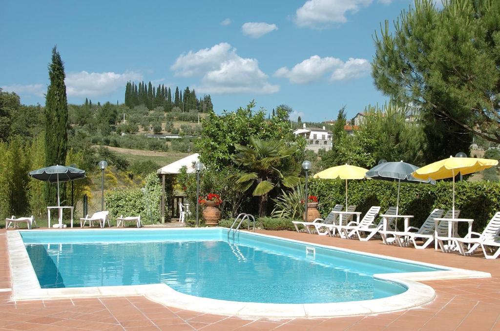 Hotel Le Rocce Magione Exterior photo