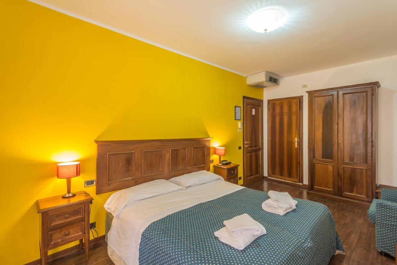 Hotel Le Rocce Magione Exterior photo